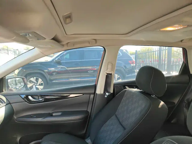 Nissan Tiida — Фото автомобиля 11