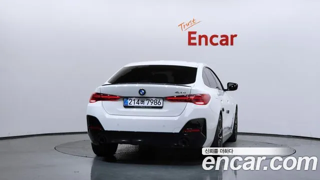BMW 4-Series 4 серия (G22) 420i M Sport Pro Gran Coupe — Фото автомобиля 4