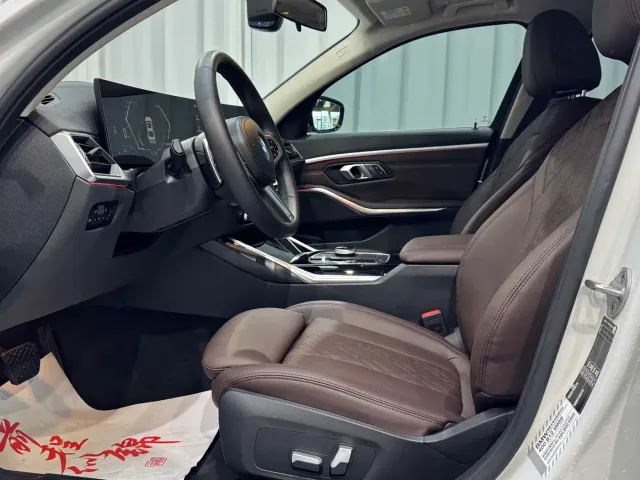 BMW 3 Series — Фото автомобиля 10