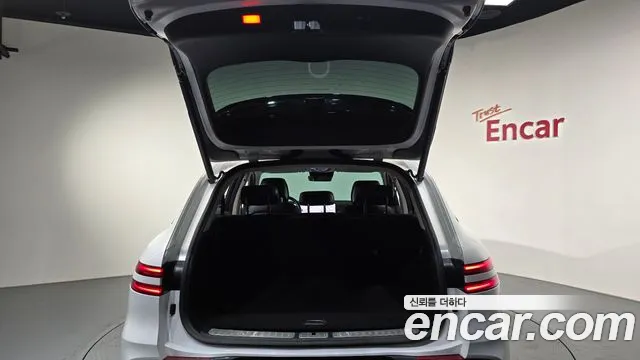 Genesis GV70 2.5T Бензин 2WD — Фото автомобиля 17