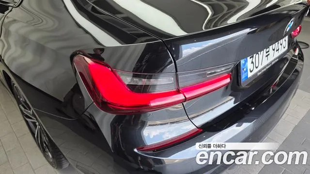 BMW 3-Series 3 серия (G20) 320i M Sport — Фото автомобиля 23