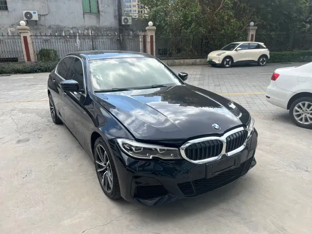 BMW 3 Series — Фото автомобиля 3