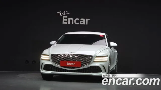 Genesis G80 RG3 — Фото автомобиля 3