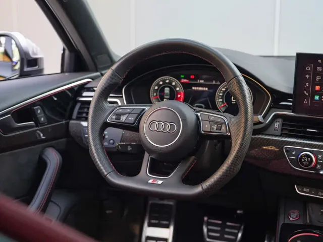 Audi S4 — Фото автомобиля 11
