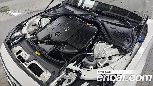 Mercedes-Benz E-Class — Фото автомобиля 6