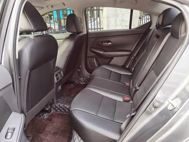 Nissan Sylphy — Фото автомобиля 15