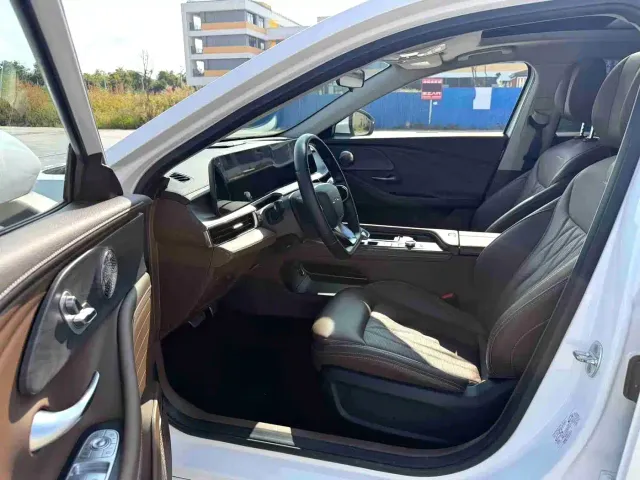 Chery Arrizo 8 — Фото автомобиля 4