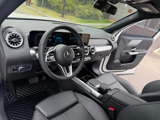 Mercedes-Benz GLB-Class — Фото автомобиля 9