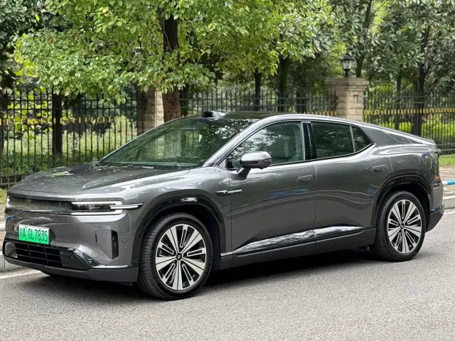 Фотография автомобиля — Changan Qiyuan E07