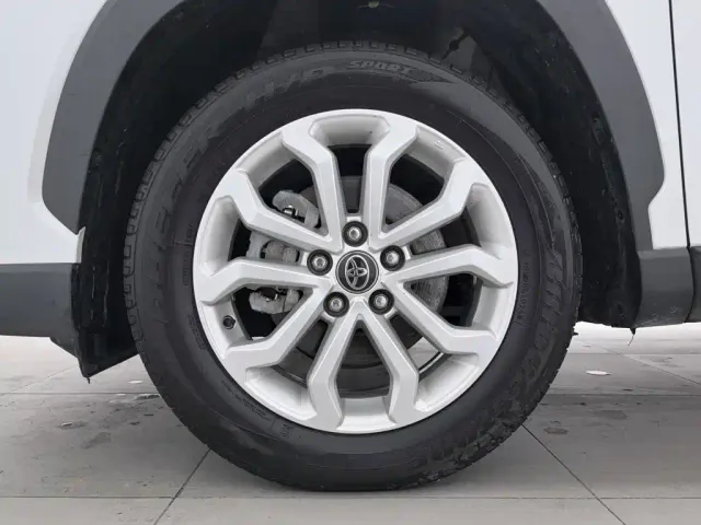 Toyota Frontlander — Фото автомобиля 17
