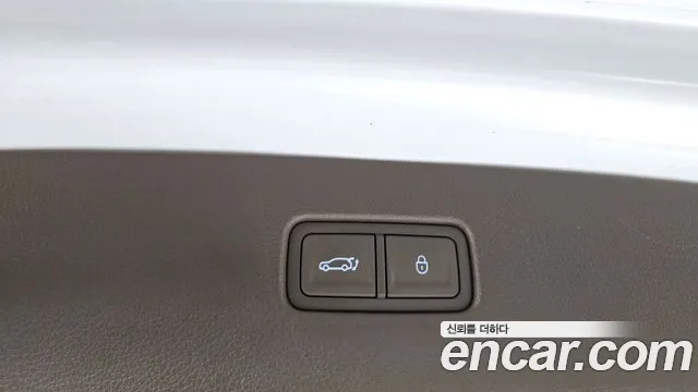 Genesis GV80 — Фото автомобиля 19