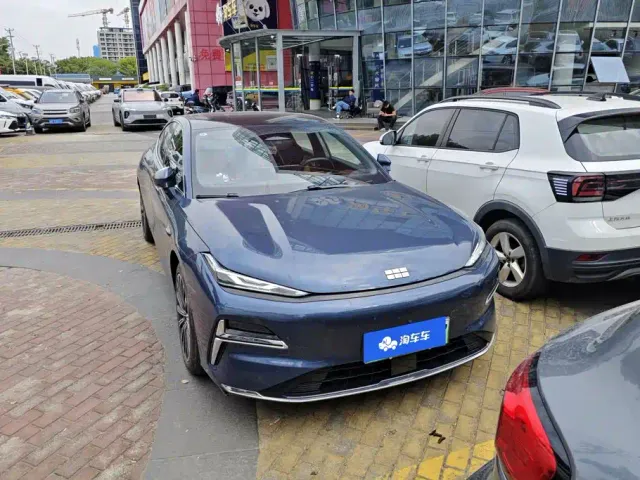 Geely Galaxy Xingyao 8 — Фото автомобиля 2