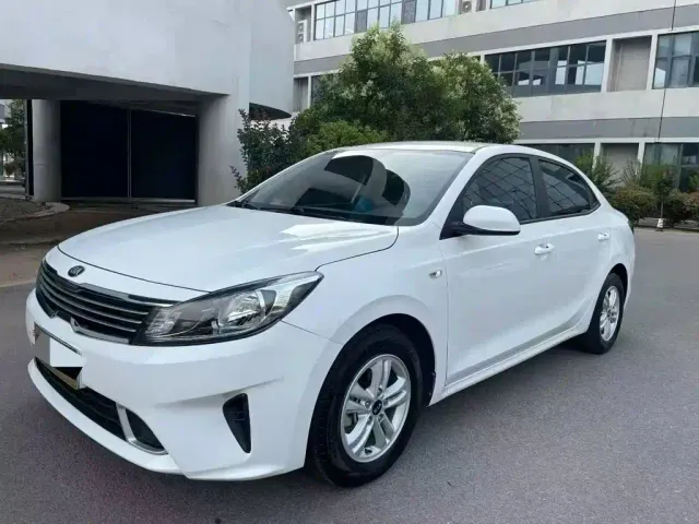 Фотография автомобиля — Kia Forte