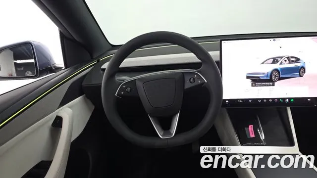 Tesla Model Y — Фото автомобиля 11