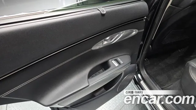 Genesis GV70 Electrified — Фото автомобиля 14