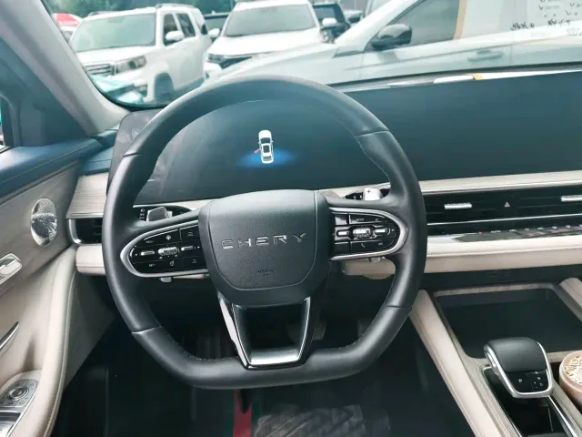 Chery Arrizo 8 — Фото автомобиля 6