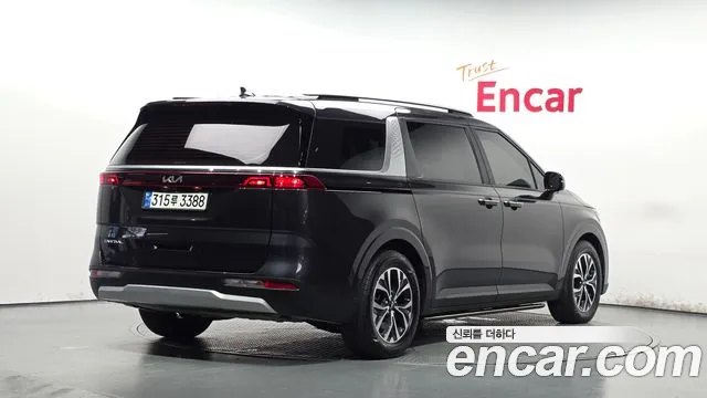 Kia Canival Carnival 4 поколение Бензин 9 мест Prestige — Фото автомобиля 2