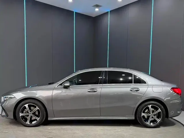 Mercedes-Benz A-Class — Фото автомобиля 4