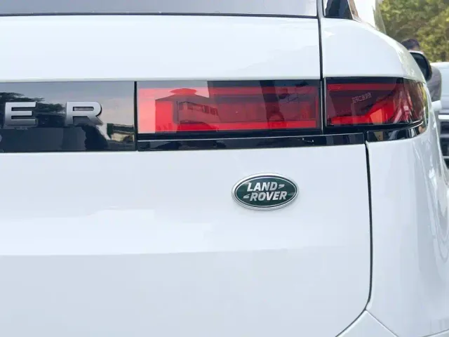 Land Rover Range Rover Sport — Фото автомобиля 14