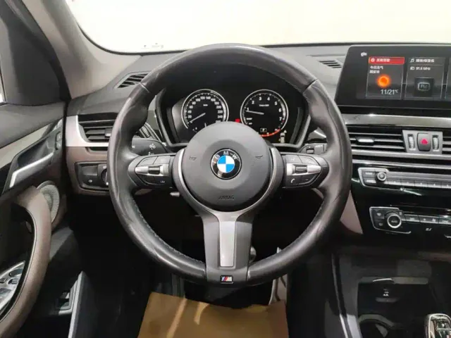 BMW X1 — Фото автомобиля 15