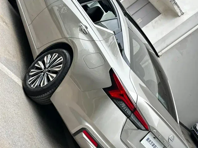Nissan Teana — Фото автомобиля 23