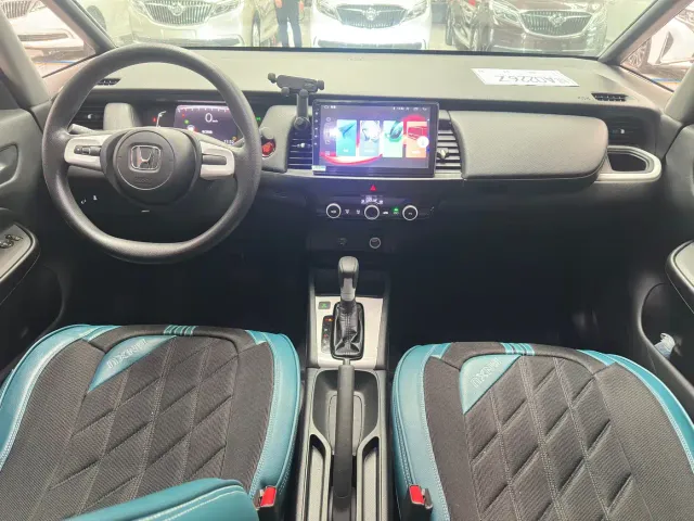 Honda Fit — Фото автомобиля 11
