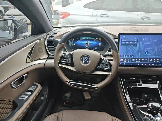 BYD Han — Фото автомобиля 10