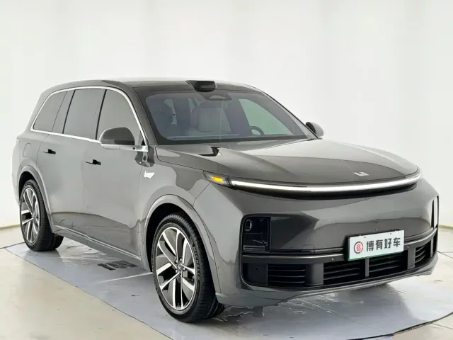 Li Auto L9 — Фото автомобиля 3