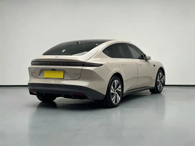 Nio ET5 — Фото автомобиля 4