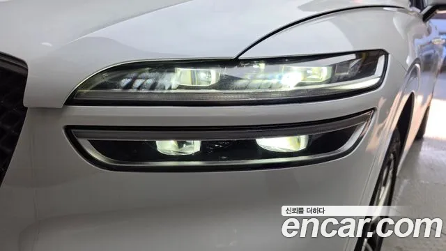 Genesis GV70 — Фото автомобиля 7