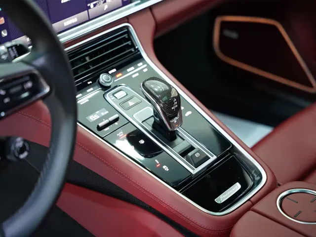 Porsche Panamera — Фото автомобиля 17