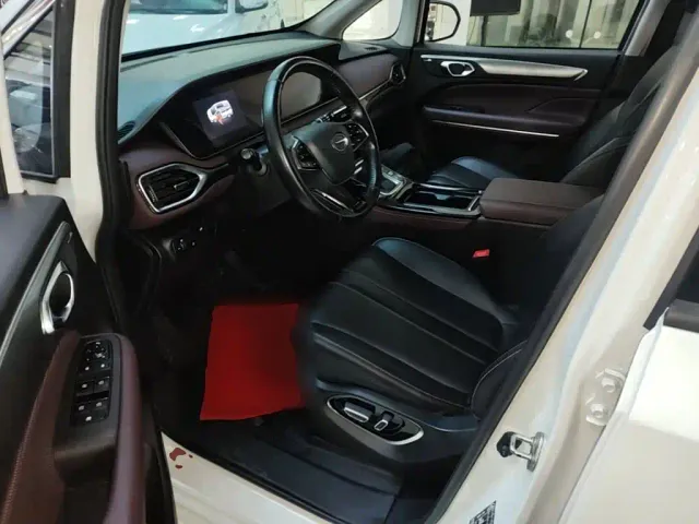 GAC Trumpchi M6 — Фото автомобиля 15