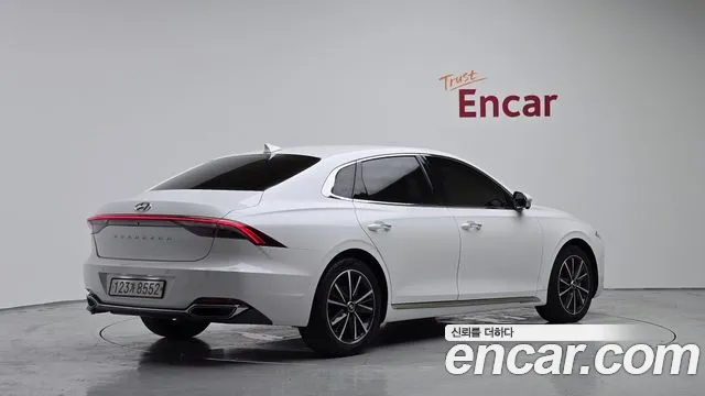 Hyundai Grandeur Grandeur (New) — Фото автомобиля 2