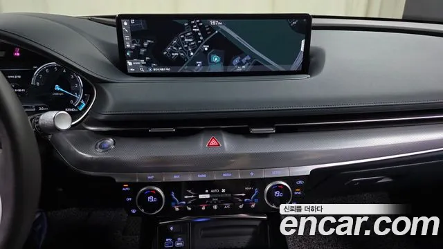 Genesis G80 Бензин 2.5 турбо AWD — Фото автомобиля 13