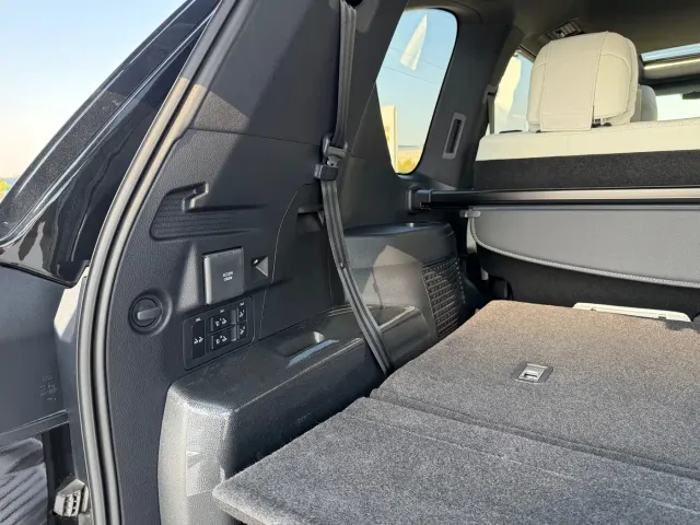Lexus LX — Фото автомобиля 21
