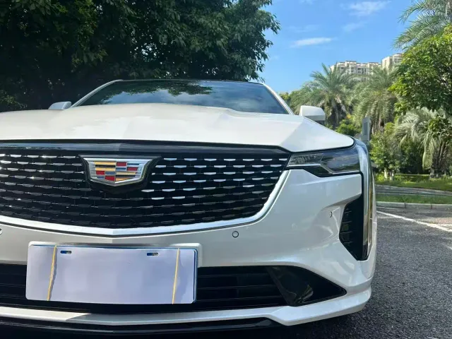 Cadillac CT4 — Фото автомобиля 10