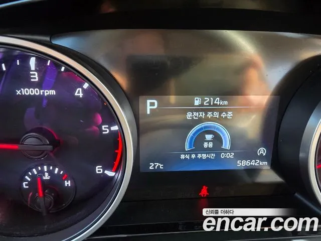 Kia Canival Carnival 4 поколение Дизель 9 мест Prestige — Фото автомобиля 8
