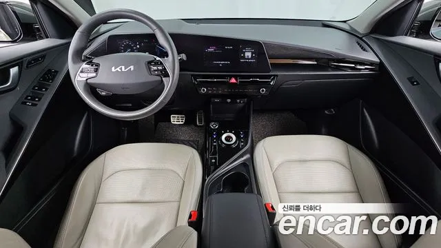Kia Niro The All New Niro Signature — Фото автомобиля 7