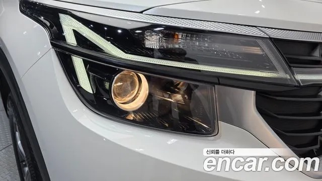 Kia Seltos New — Фото автомобиля 7