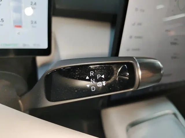 Xpeng P7+ — Фото автомобиля 13