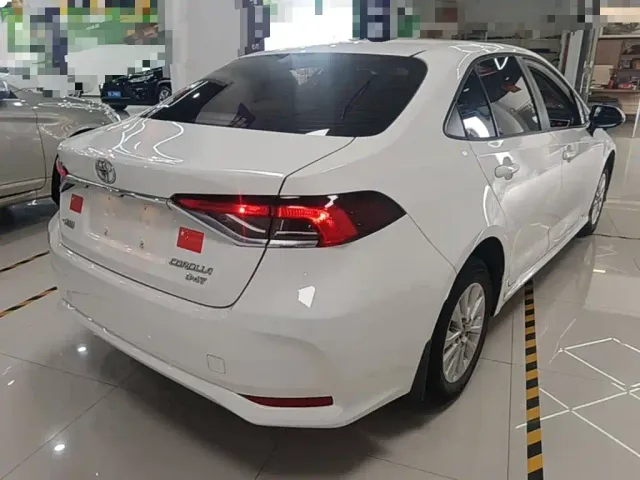 Toyota Corolla — Фото автомобиля 6