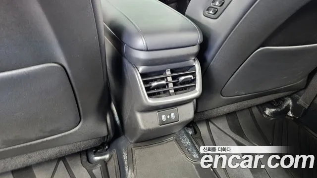 Hyundai Grandeur GN7 — Фото автомобиля 19