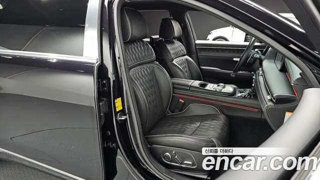 Genesis G90 — Фото автомобиля 10