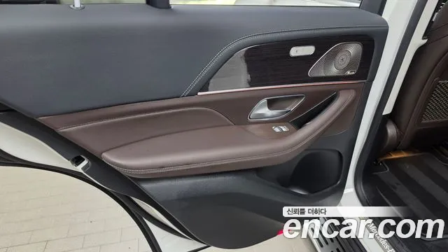 Mercedes-Benz GLE-Class — Фото автомобиля 14