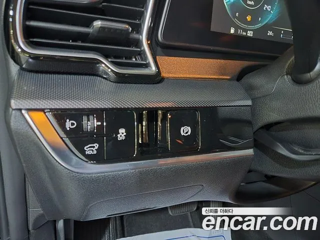 Kia Sportage Sportage 5-е поколение Бензин 1.6 турбо 2WD — Фото автомобиля 14