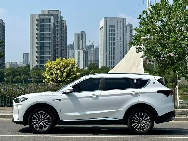 Jetour X70 Plus — Фото автомобиля 3