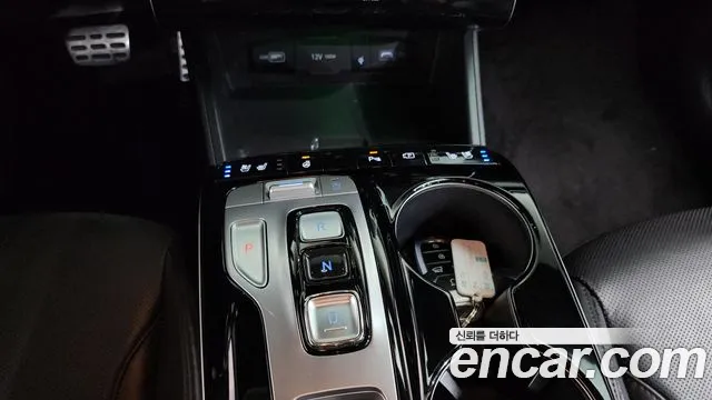 Hyundai Tucson Tucson (NX4) Дизель 2.0 2WD — Фото автомобиля 8