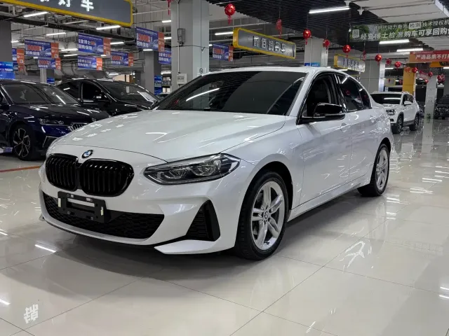 Фотография автомобиля — BMW 1 Series