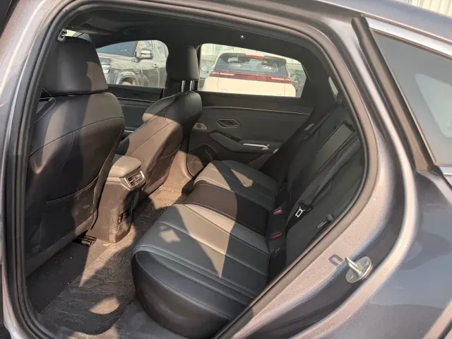 BYD Qin L — Фото автомобиля 7