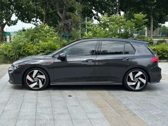 Volkswagen Golf GTI — Фото автомобиля 7